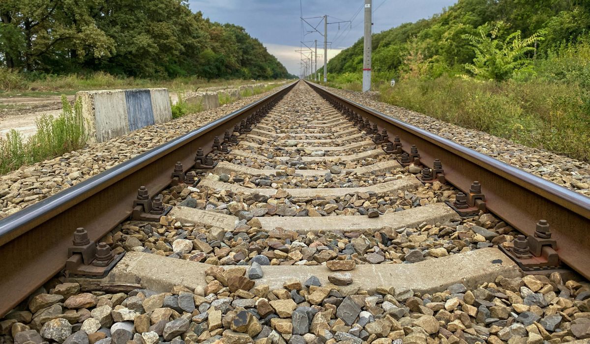 Junta de Dilatação em Trilho de Trem: o que é e por que importa