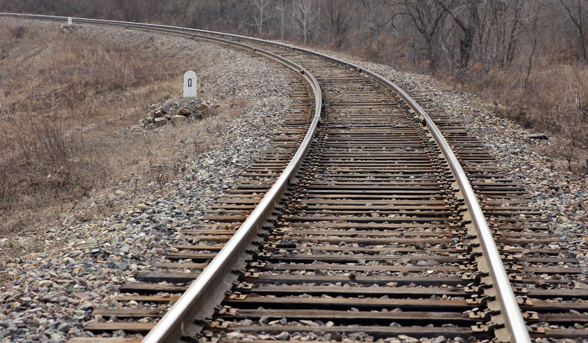 O Que é Trilho de Trem? Perfil, medidas e tipos | Guia