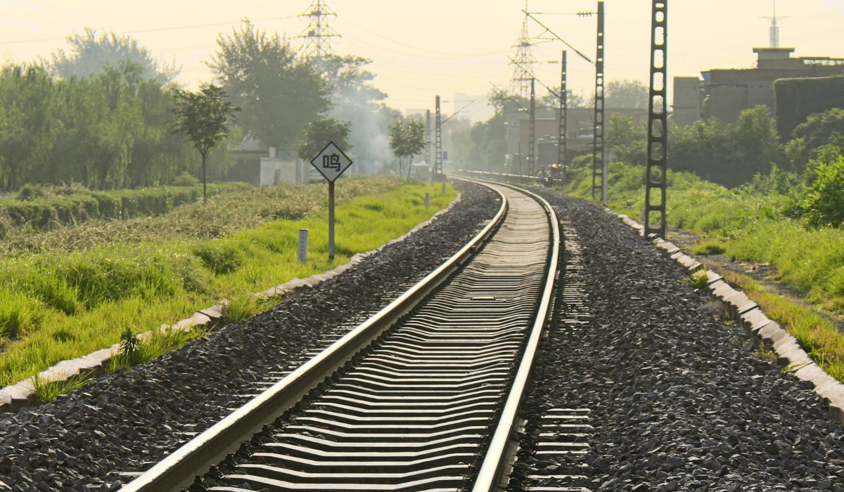 Viga de Trilho de Trem: como usar trilho como viga estrutural